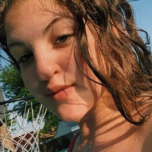 Meet your Posher, Tessa